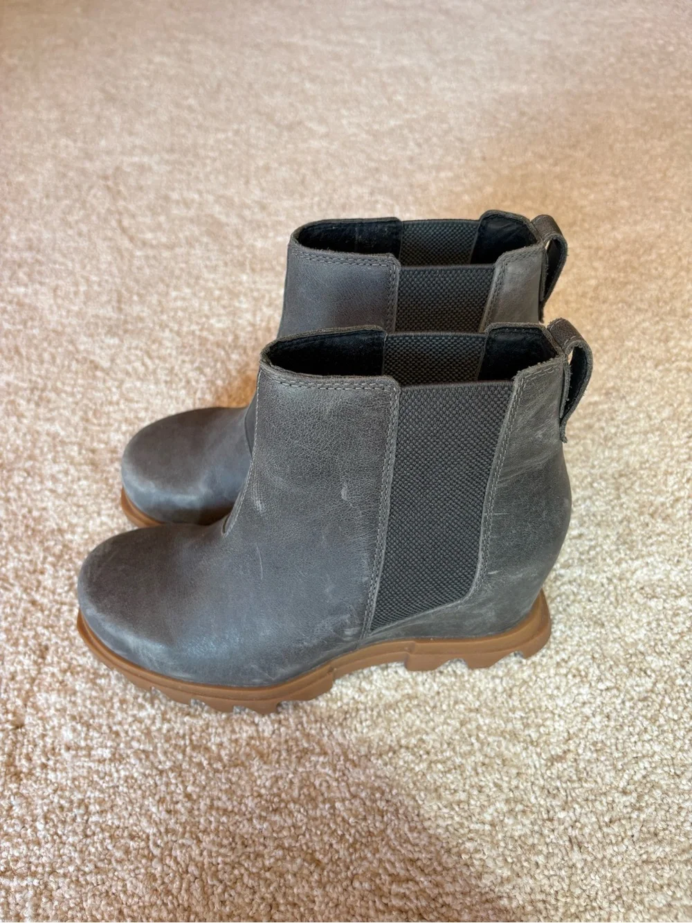 Sorel Wedge Ankle Boots in Charcoal Gray